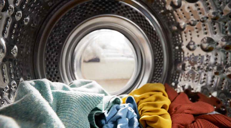 لباس‌ها به طور یکنواخت در ماشین لباسشویی قرار نگرفته‌اند