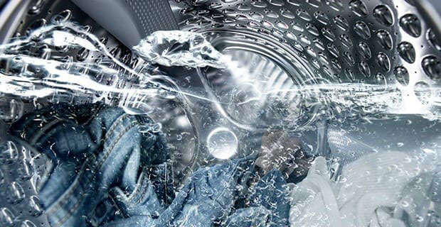 ۷ دلیل تخلیه نشدن درست آب از ماشین لباسشویی