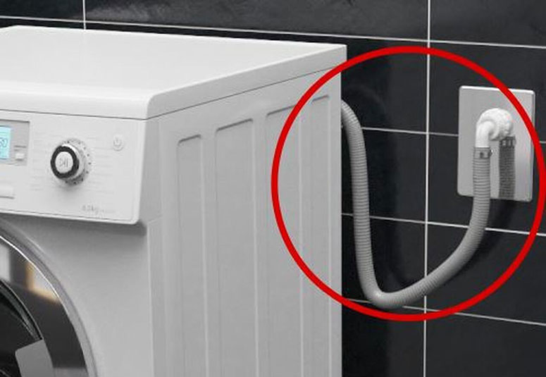 تخلیه نشدن آب ماشین لباسشویی به دلیل لوله‌کشی نادرست