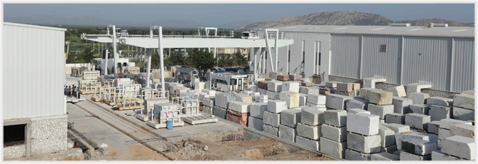 انتقال و تخلیه سنگ مرمر در محل فرآوری