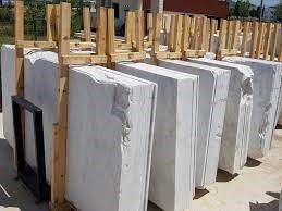 ذخیرهسازی اسلبهای سنگ مرمر