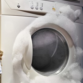 استفاده بیش از اندازه از پودر یا مایع شستشو