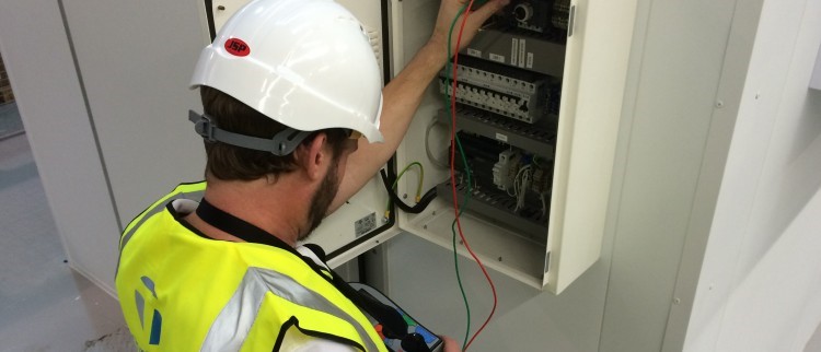 سرویس و نگهداری به موقع رمز کاهش مصرف برق سردخانه