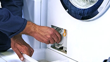 آموزش تمیز کردن فیلتر پمپ تخلیه ماشین لباسشویی