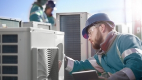 7 دلیل احتمالی که کولر گازی خنک نمی&zwnj;کند