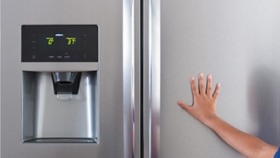 ۷ علت برق داشتن بدنه یخچال