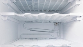 عیب&zwnj;یابی و تعمیر مشکل دیفراست یخچال